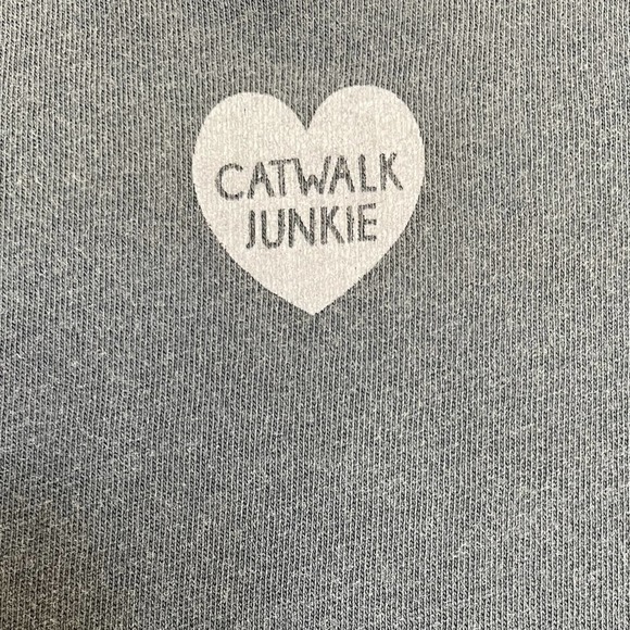 “Wild” tank | Catwalk Junkie | size XS $9/ or FREE w/ any other purchase! - Picture 2 of 8